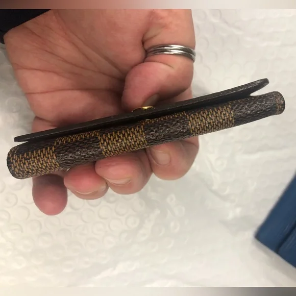 LV Damier key case in excellent condition - Picture 8 of 13